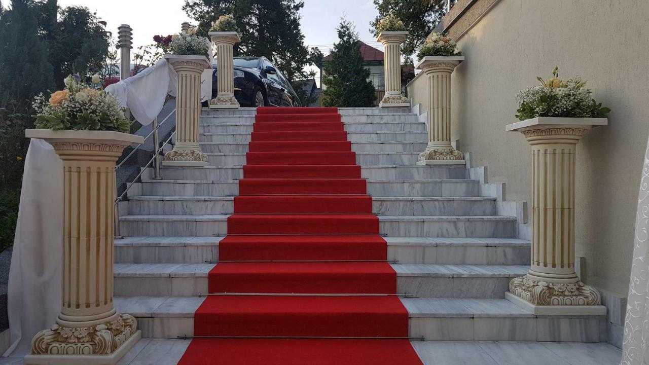 Hotel Suprem Băile Olăneşti Exteriér fotografie